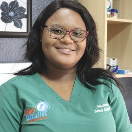 Machoene - Dental Assistant